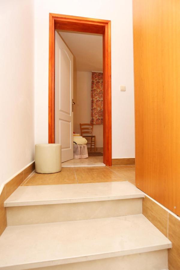 Apartment Zuljana 10233B Esterno foto
