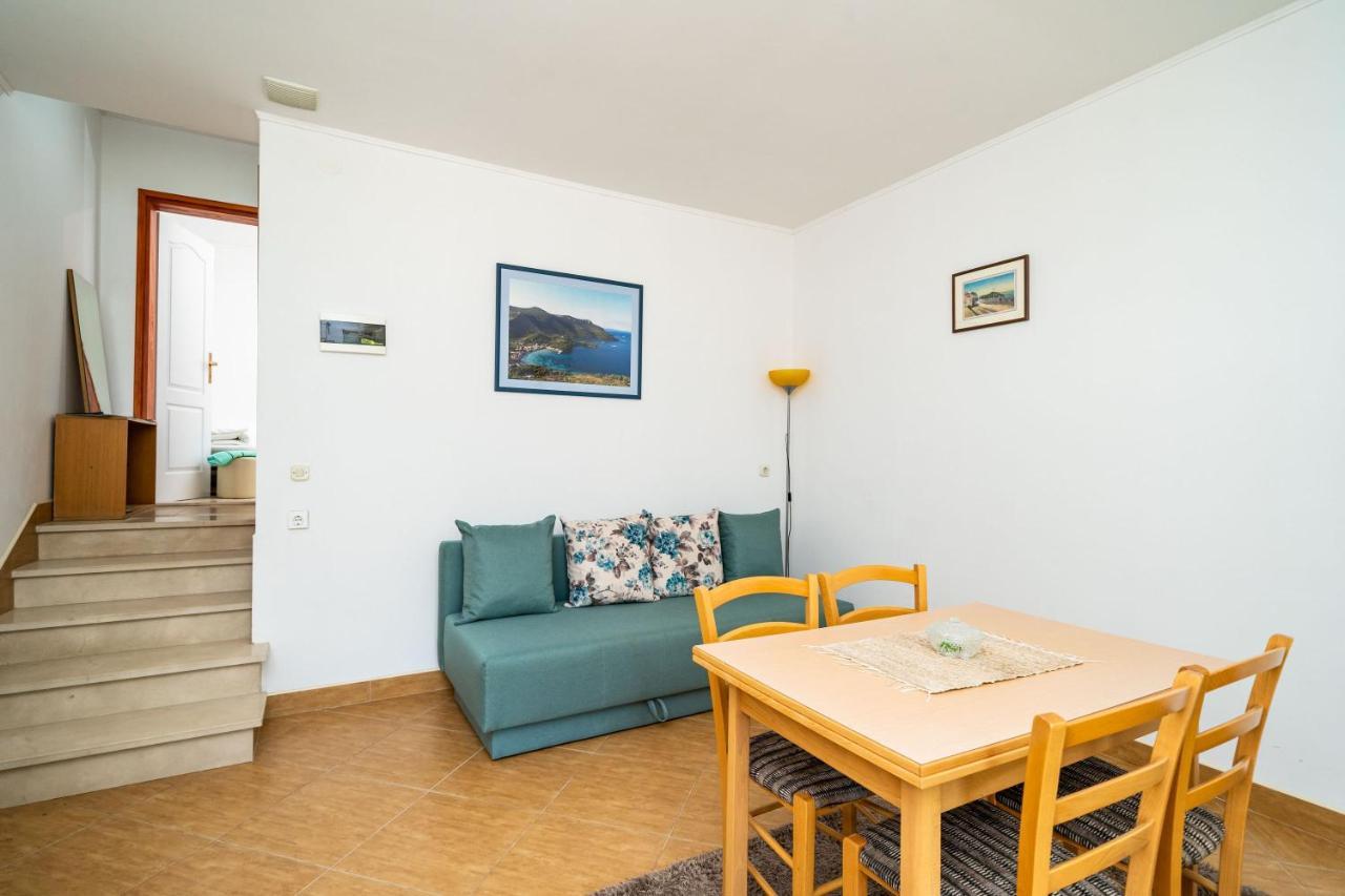 Apartment Zuljana 10233B Esterno foto
